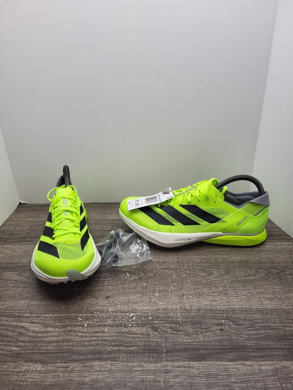 adidas Adizero Avanti Spikes Lucid Lemon Track & Field Men’s Size 7.5 IG1989 New